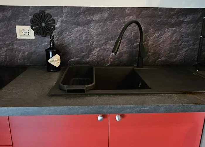 Blq Speakeasy Bed and breakfast