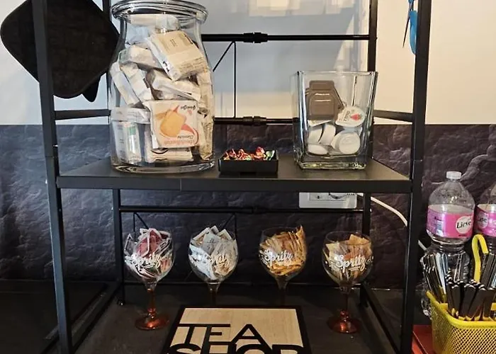 ベッド・アンド・ブレックファスト Blq Speakeasy 4*