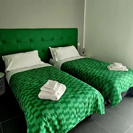 Blq Speakeasy Bed & Breakfast *
